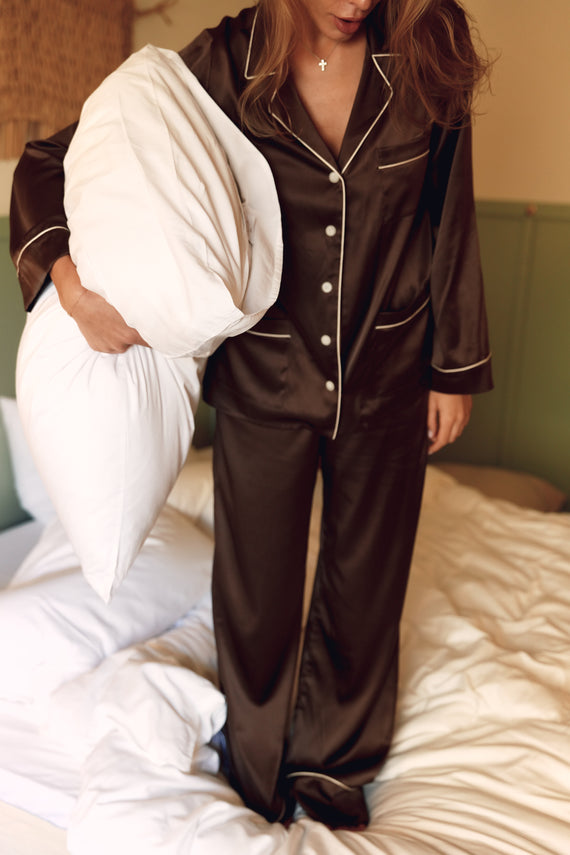 PYJAMA STYLE SILK SUIT (SHIRT, PANTS)
